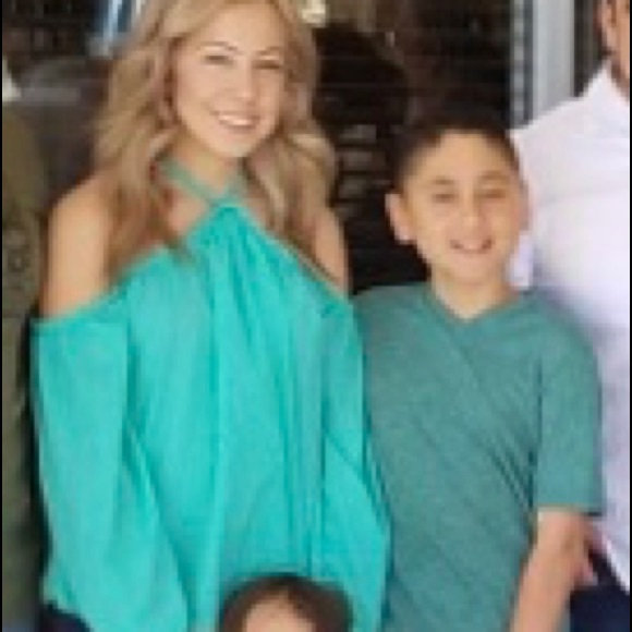 Off shoulder long sleeve blouse - Picture 2 of 6